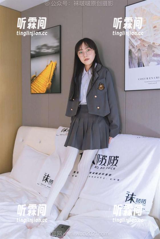 BoBoSocks袜啵啵-小甜豆 BoBoSocks袜啵啵 - 小甜豆最新高清图包:裸足,花絮才刚开始,且看脚丫如何书写全新旅程!