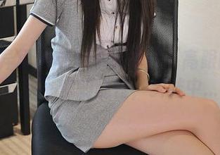 IESS异思趣向 – 小小作品：高跟的优雅对决平底的随性，纠结中…