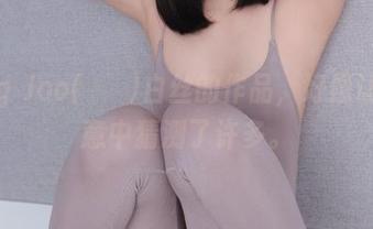 Jang Joo(장주)白丝的作品，好像让我无意中猜测了许多。