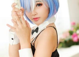 圣路易斯与火奴鲁鲁,MiMi Chan的免费图集应该更新到自动发痒的程度