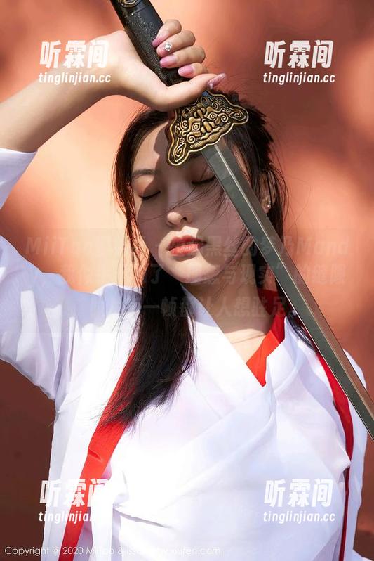 MiiTao蜜桃社-梦乃Mandy MiiTao蜜桃社 - 拉起黑丝的梦乃Mandy,我似乎看到了“理想与现实”的缝隙,照片每一帧都让人想驻足。