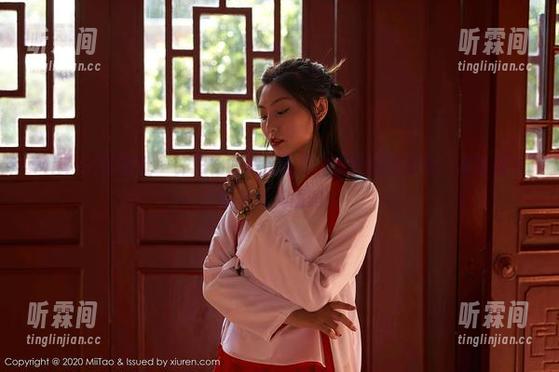 MiiTao蜜桃社-许思铭 MiiTao蜜桃社 - 许思铭的美足合集,点开后深呼吸,准备好下载这份美丽吗?