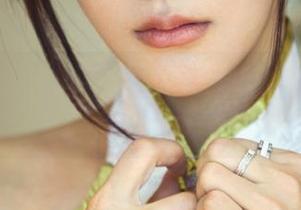 TuiGirl推女郎 – 纯小希的私房秘籍：原图里的“足”事