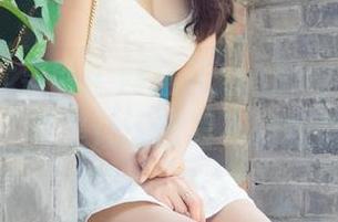 UGirls尤果网 – 网盘开启Abby金金肉丝专辑，真是让人欲罢不能的诱惑！