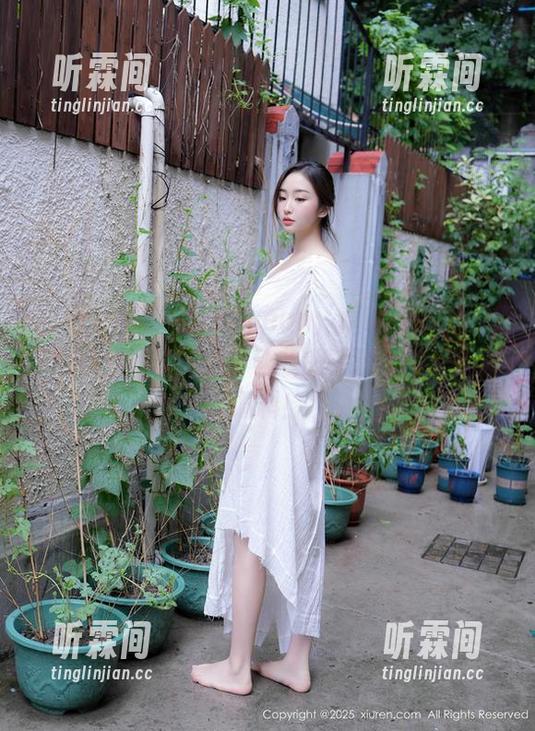 Xiuren秀人网-卓琳妹妹_jolin Xiuren秀人网 - Imean,卓琳妹妹_jolin的镂空写真图集,让我的平淡生活加了点调料!
