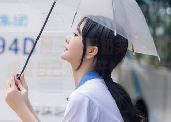 Xiuren秀人网 – 看看奶芙乔乔的眼镜套图，感觉自己也要开始戴上墨镜。