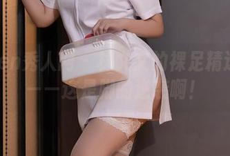 Xiuren秀人网 – 林文文的裸足精选写真——这是脚的逆袭啊！