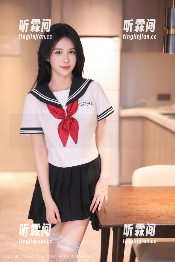 Xiuren秀人网-麻吉小兔子 Xiuren秀人网 - 新鲜出炉,麻吉小兔子比基尼大片,图库里别忘下载哦