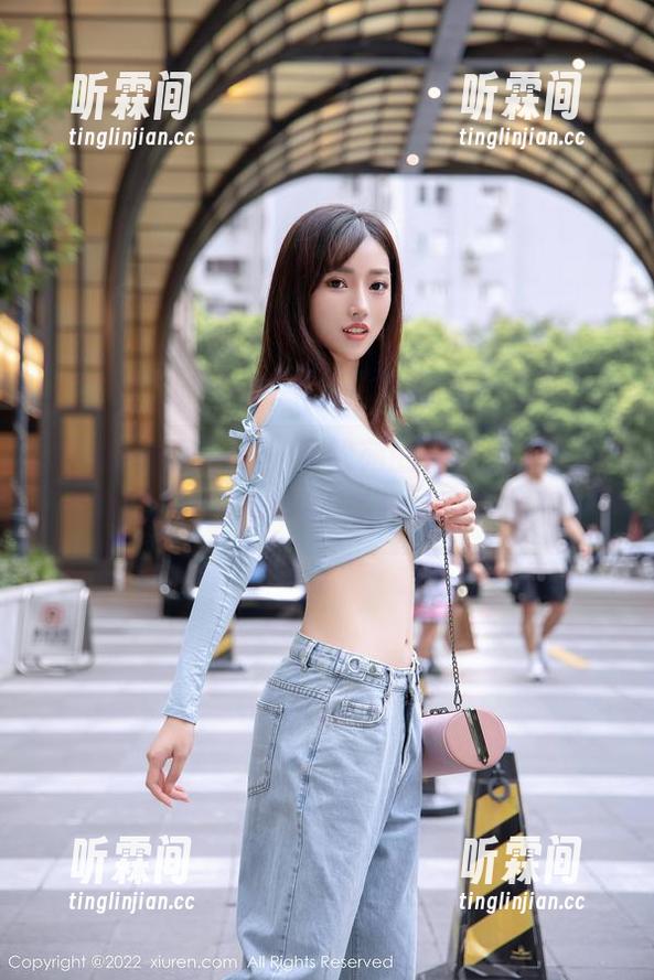 Xiuren秀人网 - 黄歆苑的神仙脚丫，还在犹豫下载？时间不多拉，快行动吧！