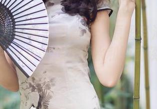YouMi尤蜜荟 – 黄歆苑：原图与海风的亲密对话——你能想象海水和画面谈恋爱吗？