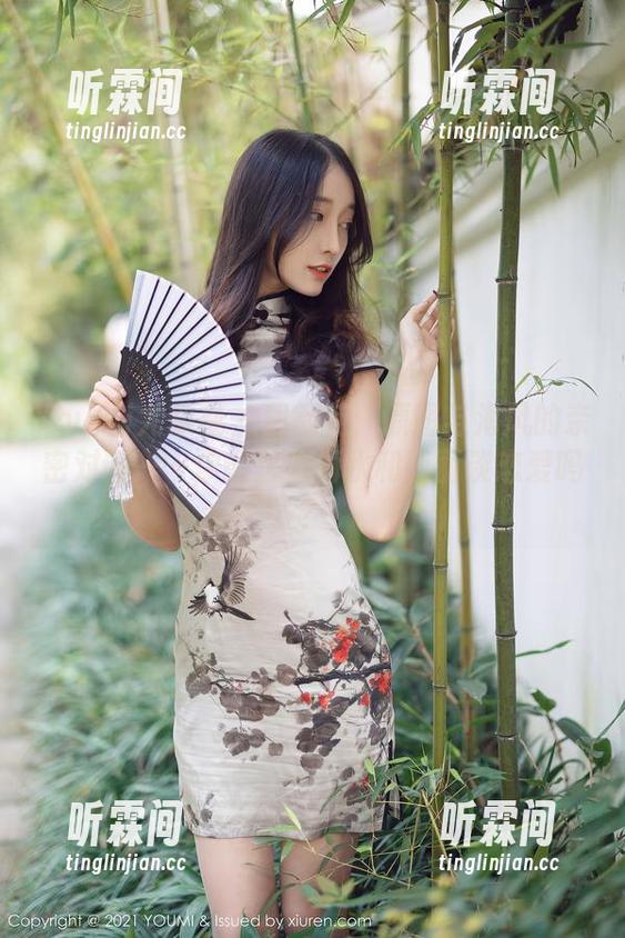 YouMi尤蜜荟-黄歆苑 YouMi尤蜜荟 - 黄歆苑:原图与海风的亲密对话——你能想象海水和画面谈恋爱吗?