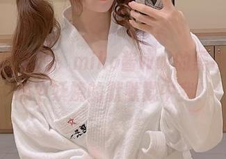 高清美图呈现：miko酱ww的黑白修女，心中妖娆的默默戳中我！
