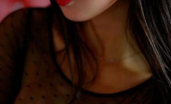 pans – 白衬衫合集里藏了多少小心思，英英从来没让我失望