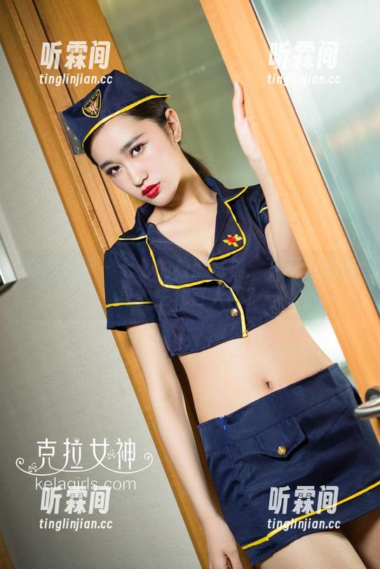 克拉女神-七七 克拉女神 - 七七的校服写真:下载后能变身学生代言人吗?