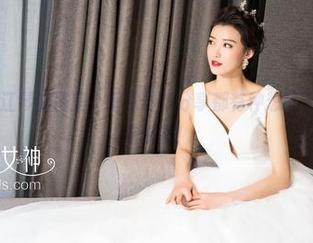 克拉女神 – 江琴的浴室，每次最新分享都有种想打卡的冲动，瞧这水雾！