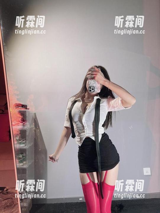 兔宝妮to 微密圈 - 免费合集:让兔宝妮to教你如何优雅地做自己的女王。