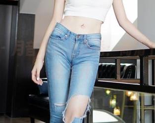 嗲囡囡 – 月音瞳的和服秀：高清下载，别想走开！