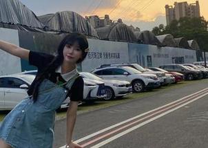 高清大肉丸Amiee的美脚，哈哈，想不想试试？