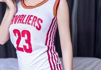 头条女神 – 美腿研究所，乔安原图资源浏览开启！