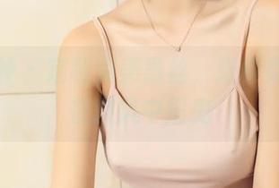头条女神 – 定制完美黑丝，张梓柔的写真在微风中摇曳