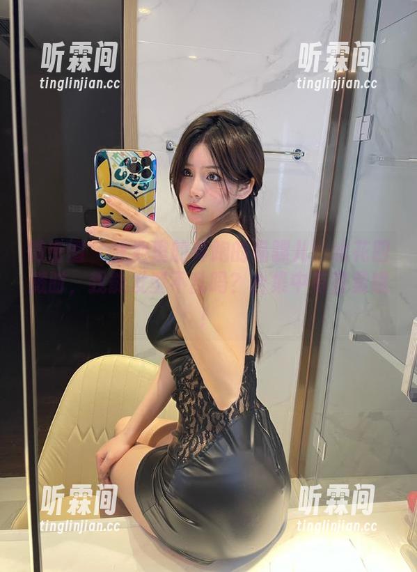 奔跑的晶骡儿 微密圈 - 泳池里的奔跑的晶骡儿:水花四溅时,我能发型不乱吗?合集中有答案哦!