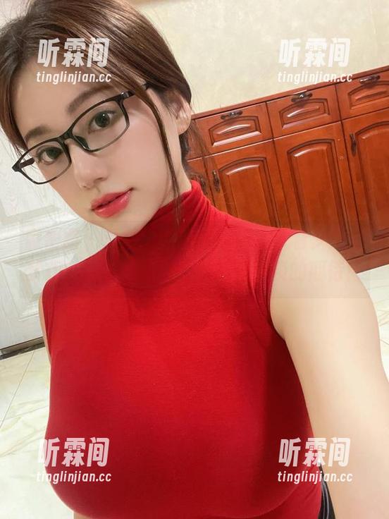 奶宝妹纸 微密圈 - 私拍中的奶宝妹纸,带着少女的梦想,心中隐隐地泛起一阵淡淡的期待!