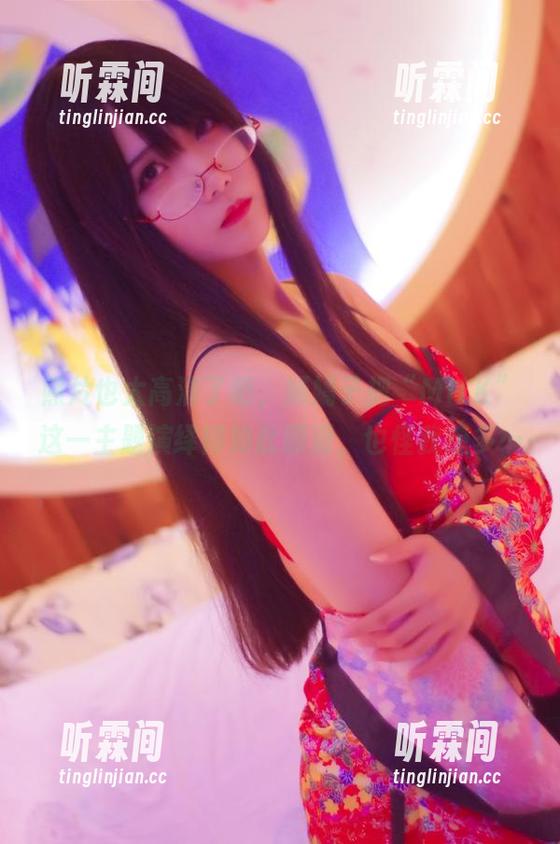 嫣嫣子 照片也太高清了吧,嫣嫣子把“MILK”这一主题演绎得如此顺滑,也怪我想多…