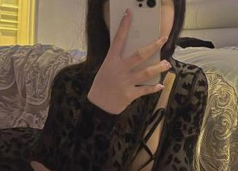 微密圈 – 定制写真+玫瑰女人=完美公式？宋昱欣让你重新定义美丽！