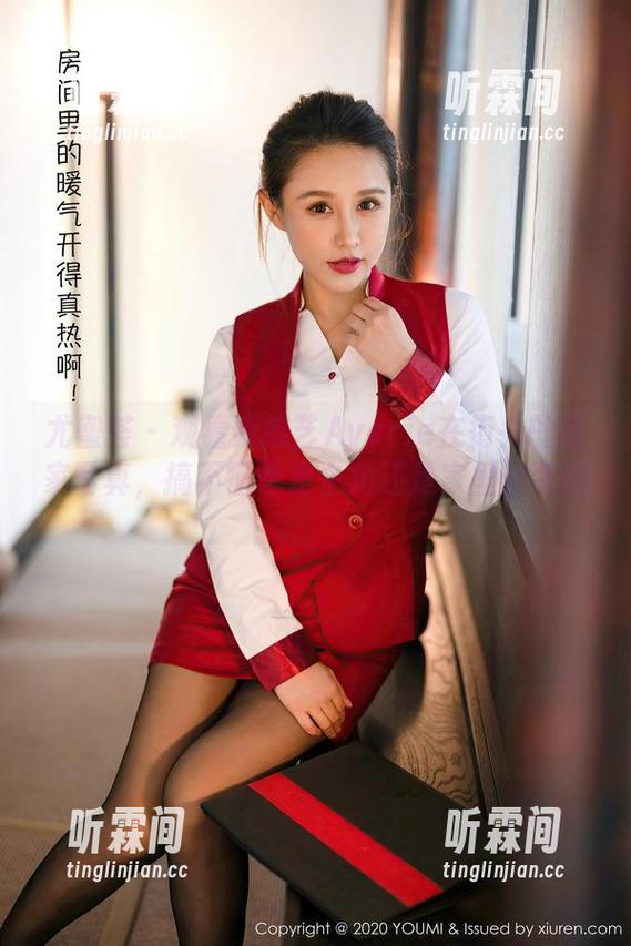 尤蜜荟-柴婉艺Averie 尤蜜荟 - 观看柴婉艺Averie在街头的居家写真,搞不懂她是主角还是家里的装饰。