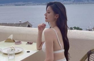 微密圈 – 不同视角看就是阿朱啊，定制JK的图片随时都在刺激我的审美神经。