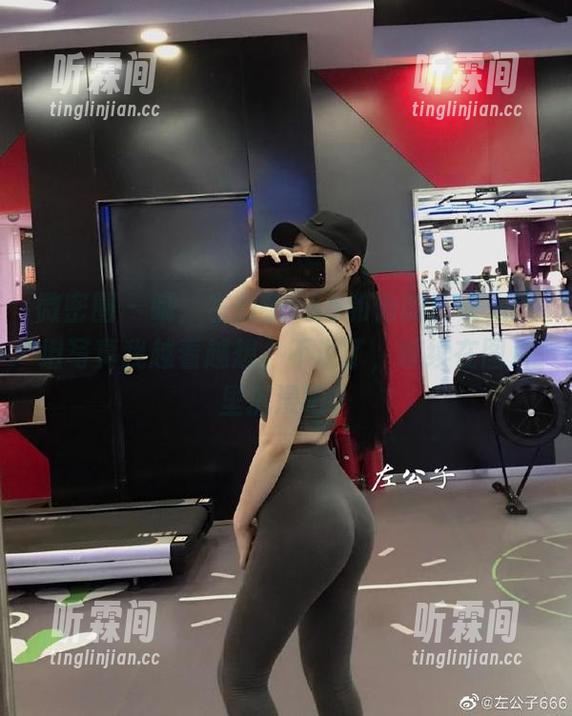 微密圈 - 哦，左公子666和他的皮衣，这组写真我越看越想，不说了，继续在图片里沉浸吧。