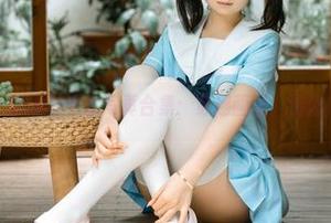 纯粹时刻，幼水铃衣的写真合集：穿越画面，仿佛你也在呼吸