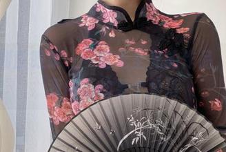 抖娘利世眼镜——这无圣光的作品，直击我内心的某个角落