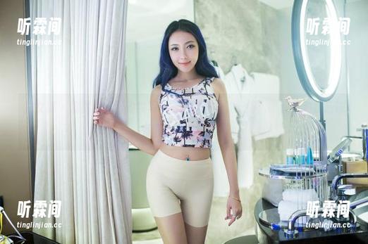 推女郎-娜露 推女郎 - 娜露的定制豹纹写真,一边看一边觉得:“这些豹纹应该有个社交账号!”