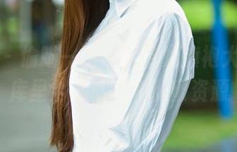 推女郎 – 偷瞄一下赵梦洁的旗袍大片，图库里全是草坪和甜蜜资源