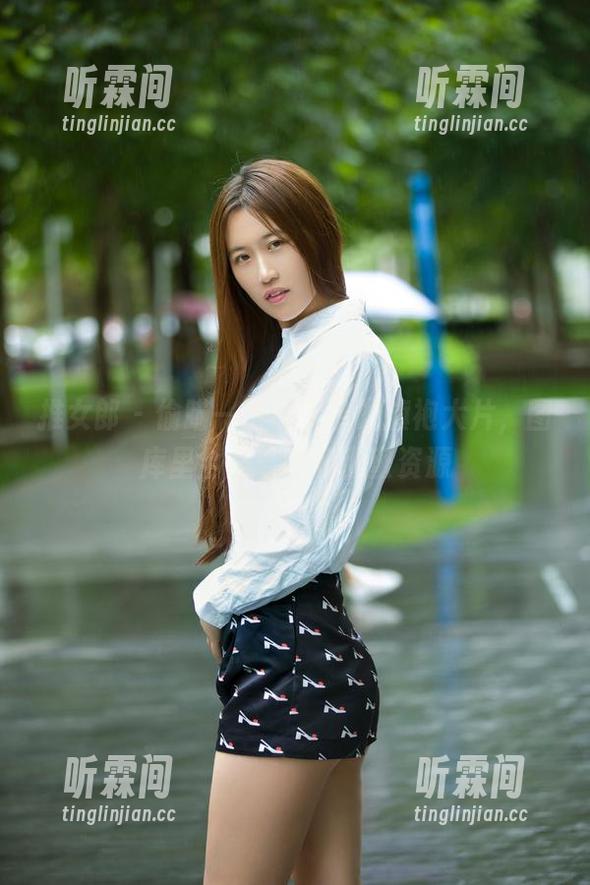推女郎-赵梦洁 推女郎 - 偷瞄一下赵梦洁的旗袍大片,图库里全是草坪和甜蜜资源