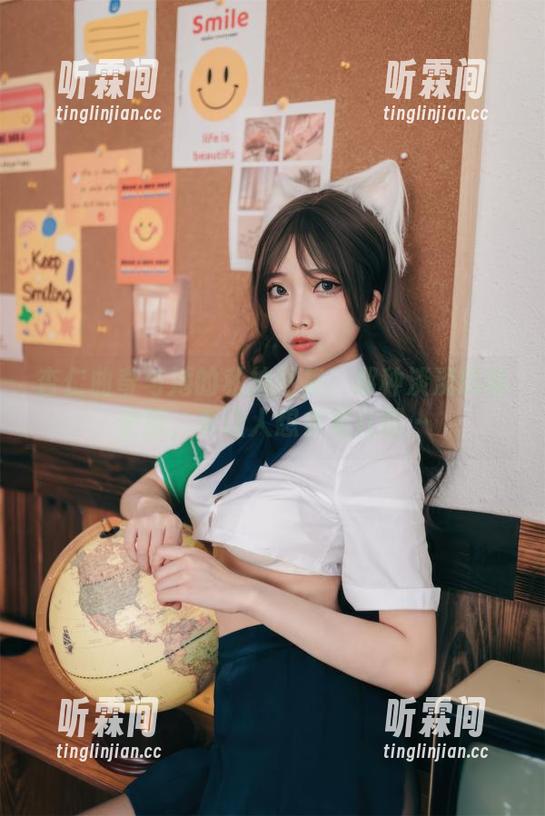 杏仁曲奇 杏仁曲奇与她的私拍图集:那种淡淡的秘密感,真让人想多看几眼…