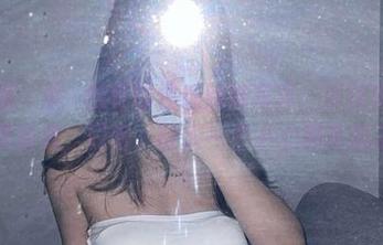 微密圈 – 桃沢樱呀的性感辣妹写真，原图展示完美曲线，哎呀，让人一不小心想多想了