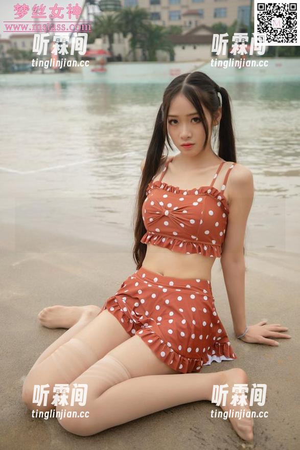 梦丝女神-晓晓 梦丝女神 - 当晓晓变身秘书:高清写真版的职场漫游