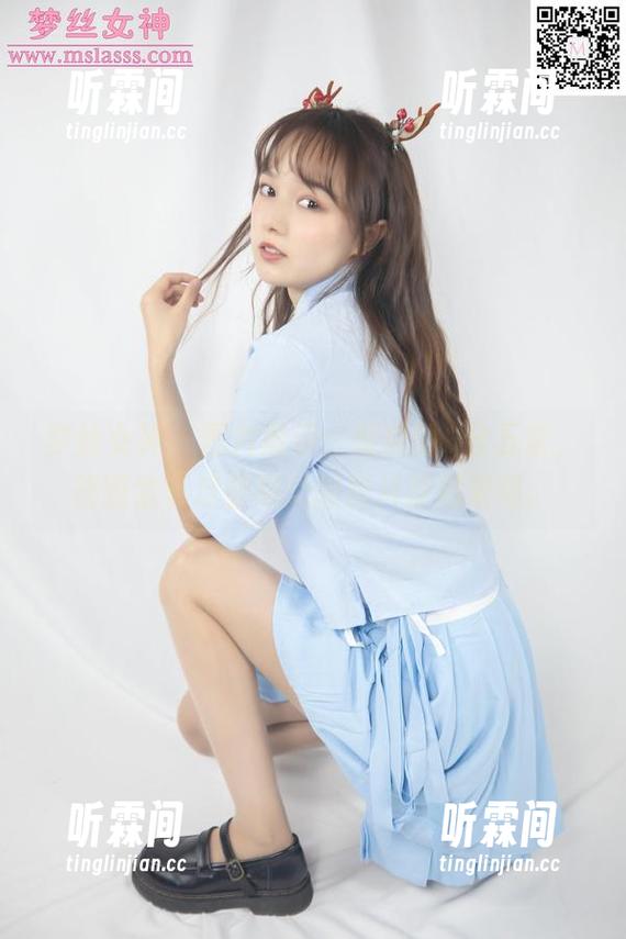 梦丝女神-璇璇 梦丝女神 - 图片展示:璇璇的9分五官,排面全靠这些绝美的照片撑起来啊。