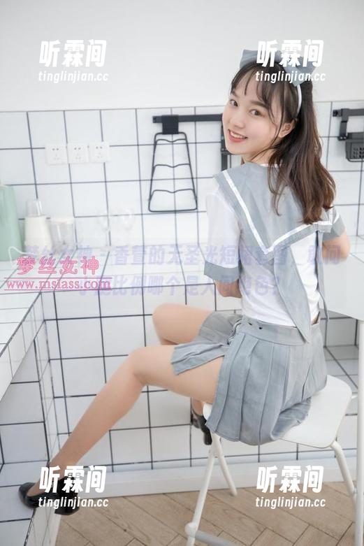 梦丝女神-香萱 梦丝女神 - 香萱的无圣光短裙套图,敢问小腿比例哪个是人间绝色?