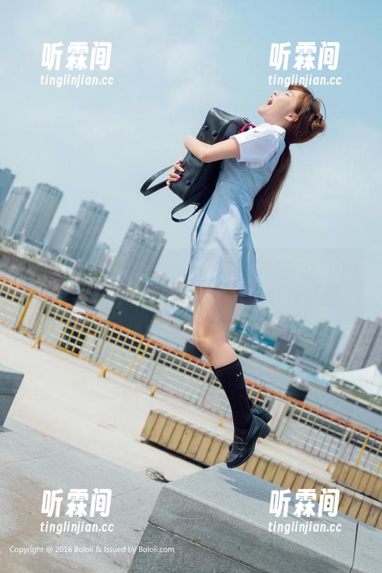 波萝社-柳侑绮Sevenbaby 波萝社 - 原图展示:柳侑绮Sevenbaby的七宝最新写真,光影间的微妙诱惑