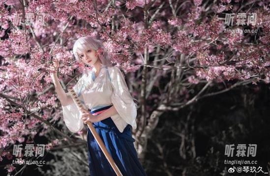 清青琴玖的夏夜晚风：原图喧闹，精选静谧流转