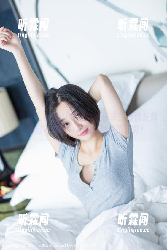 爱蜜社-乐薇Vivi 爱蜜社 - 乐薇Vivi的图包分享:剧情反转让你目不暇接,没想到她还能这样!