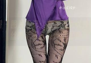 微密圈 – 图片日记：白龙猫女以及她的肉丝秀禾服，随性而优雅