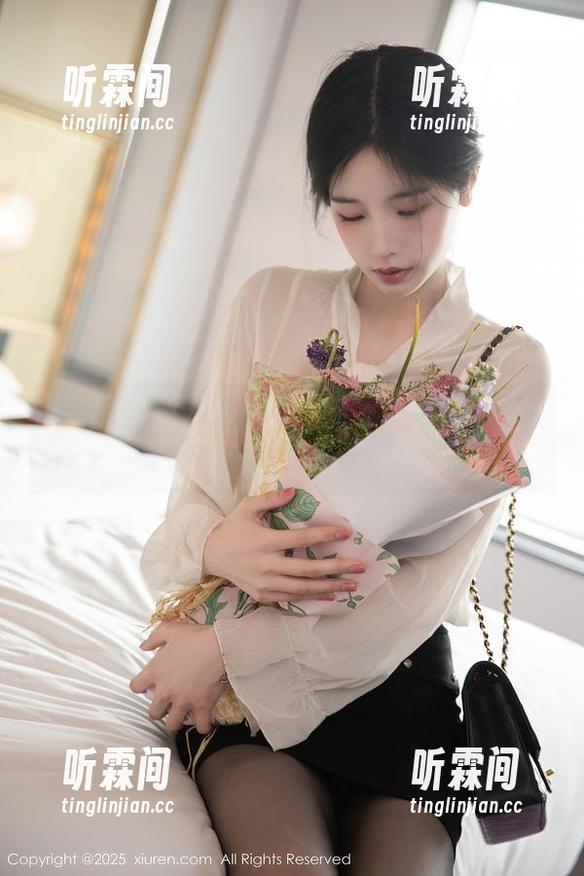 秀人网-养乐多Doll 秀人网 - 当养乐多Doll遇上泳池,记得给我发个网盘下载链接啊!