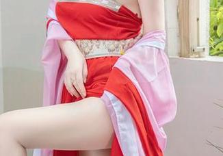 秀人网 – 圈里的人都在讨论刘钰儿的制服作品，图库中的最新力作呼之欲出，既熟悉又迷人。