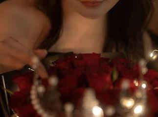 秀人网 – 想去海边“加朵babe”吗？免费下载让你随时随地