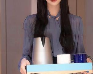 秀人网 – 想和李雅柔一起海边烤焦？这高清作品给你十个理由！