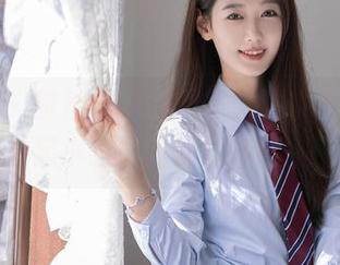 秀人网 – 梦然同学的网袜资源，真让我想起小时候的那些流行。
